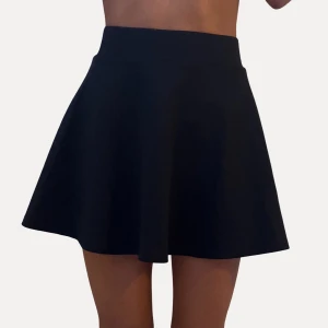 Kjol - Svart tenniskjol