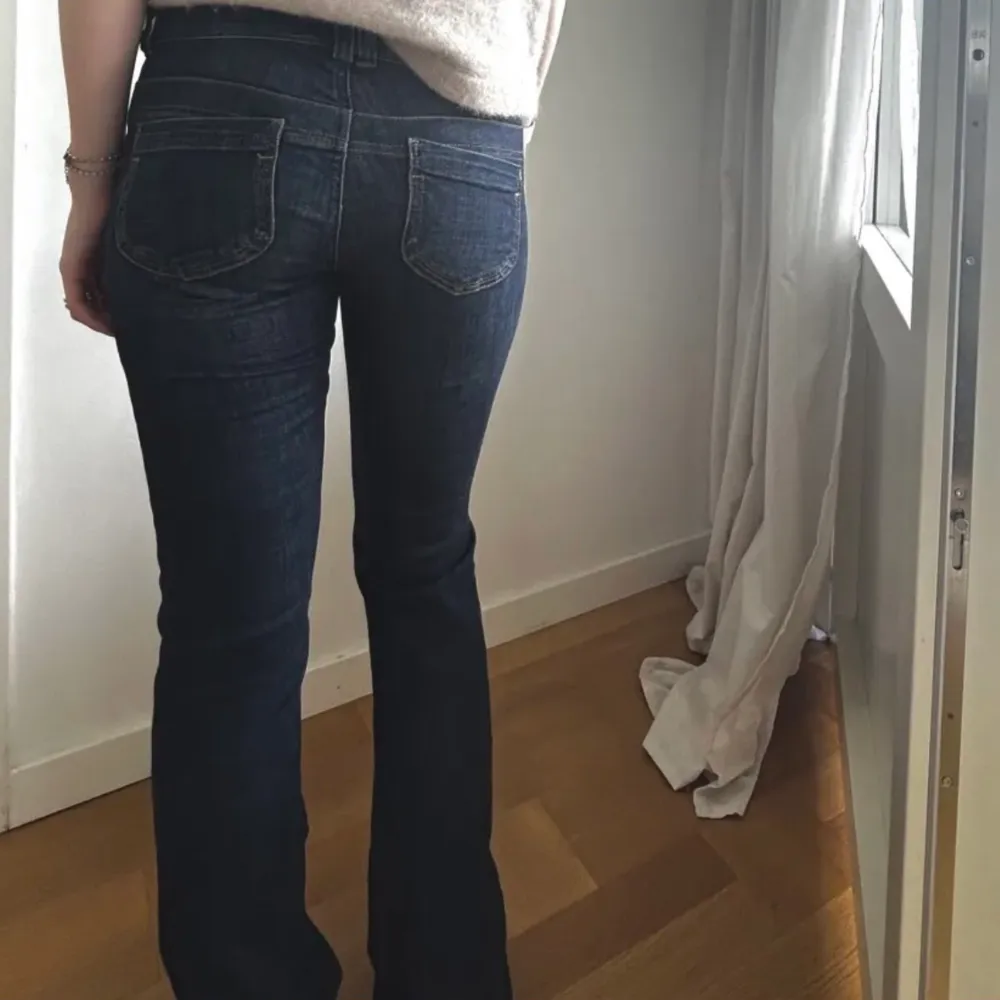 Supersnygga jeans som passar till allt! (Lånade bilder). Jeans & Byxor.