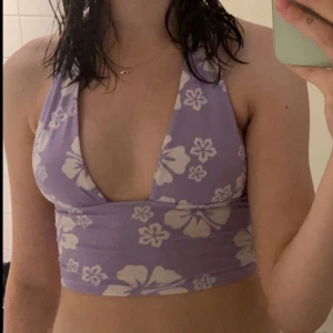 Gullig bikinitopp - Knappt använd❤️Kan användas som vanlig topp också