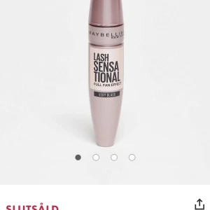 Ny mascaran  - En helt ny, oöppnad mascara med  klister stäng lapp kvar. Säljer då jag redan har tre mascaror. Skriv privat för fler bilder och information💓