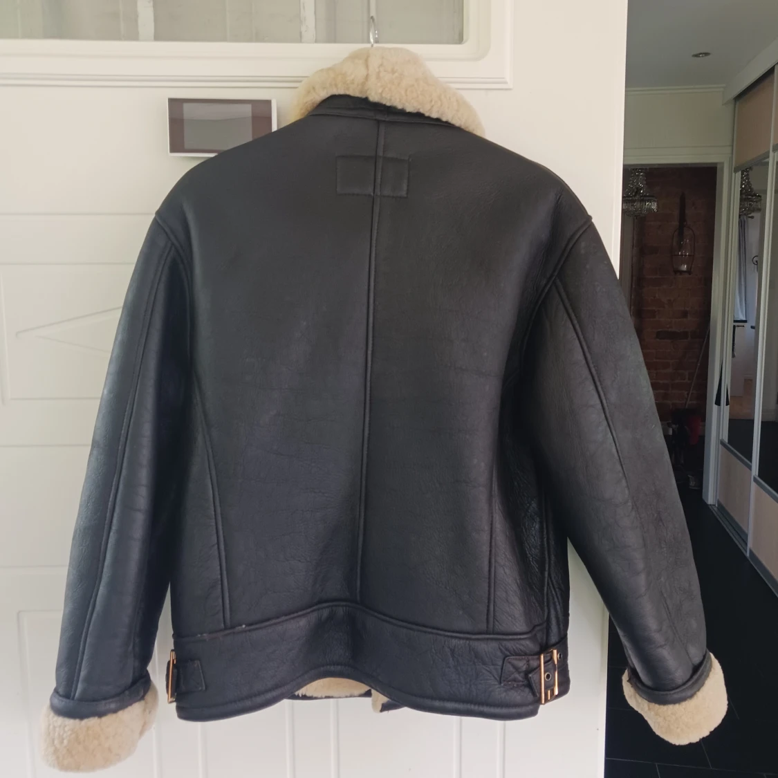Mörkbrun äkta pilotjacka.  - 91