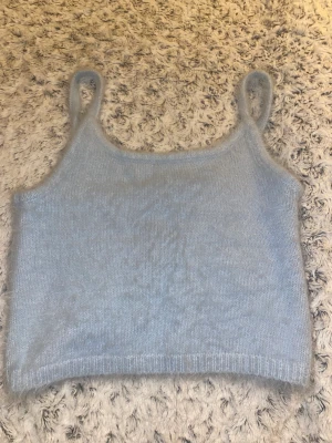 Ljusblå linne - Använd få gånger väldigt bra skick