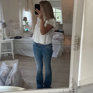 Jeans Crocker - Jeans från Crocker - Lågmidjade och bootcut❣️ Har lite defekter - skriv för mer bilder (kan sänka pris)