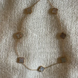 halsband  - guldplaterat 