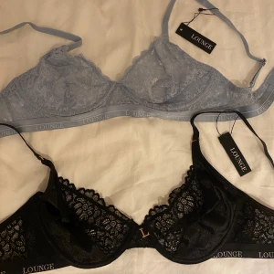 Lounge bh  - Helt oanvända med prislapp kvar.   Skitsnygga spetsbhar från Lounge storlek 70D, säljer pga för små.  Nypris: 525 kr styck Säljer för 150 kr styck 