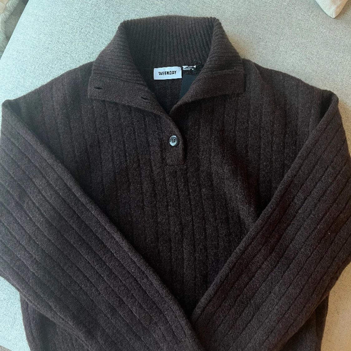 Weekday Stickad tröja 