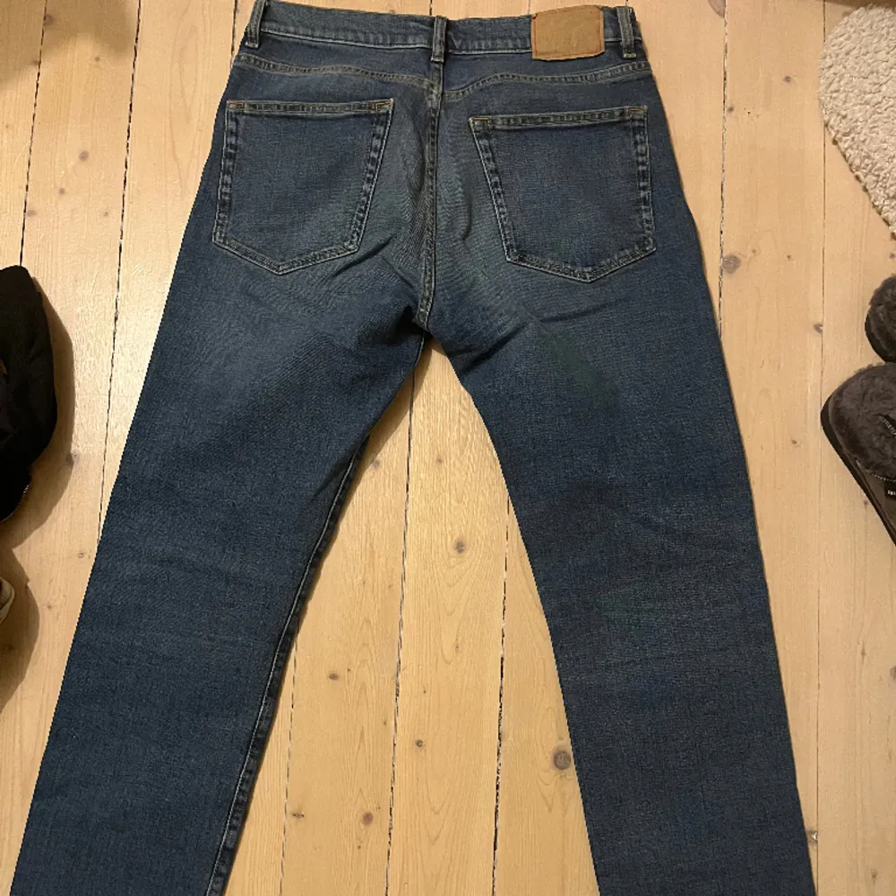 Oanvända byxor. Jeans & Byxor.