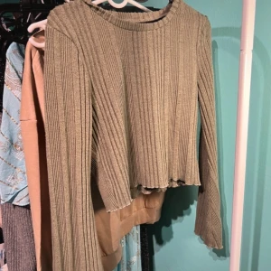 Så mjuk tröja - Så vacker och söt tröja från shein Super skönt material Endast testad 