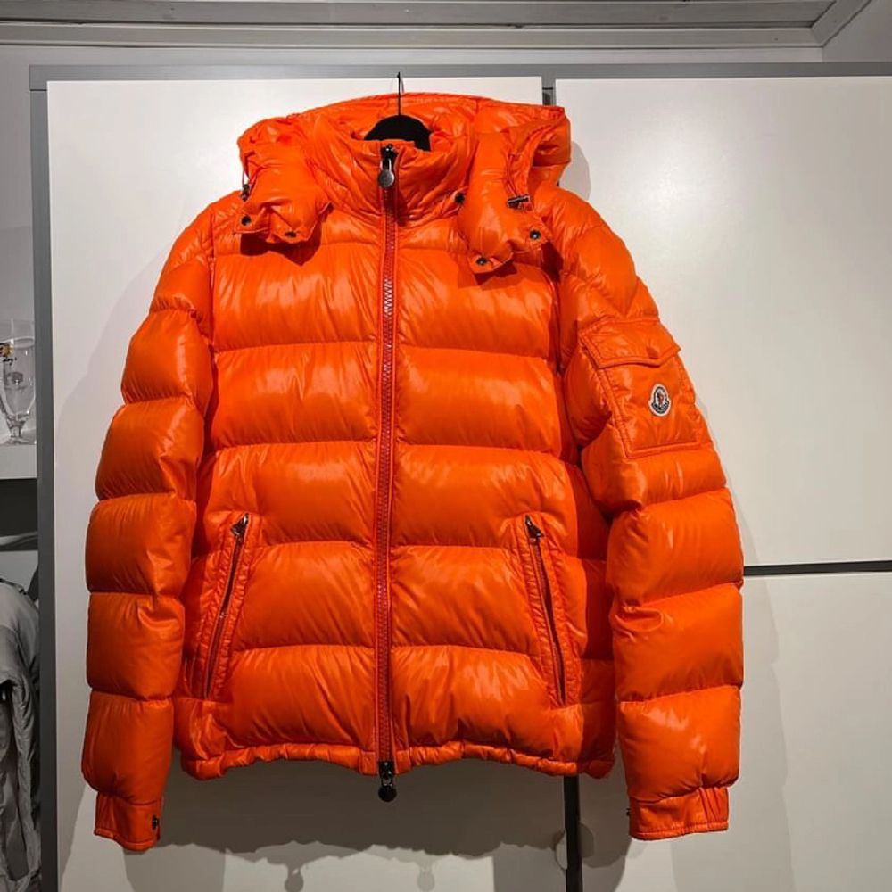 Moncler jacka orange deals