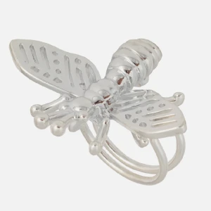 Ioaku ring  - Säljer denna ring från ioaku OBS som gått sönder o därav priset, den saknar vinge o ben (se bilder) har även tappat lite färg på vissa ställen💗