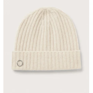 Mössa från stockh lm - Aldrig använd, prislappen finns kvar. Inga fläckar, helt ren 