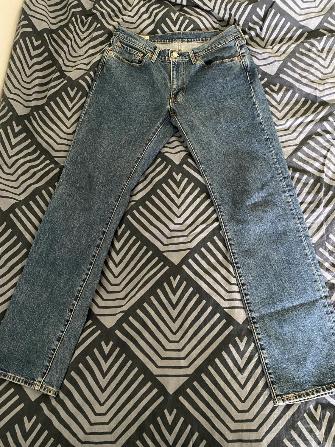 Levis jeans