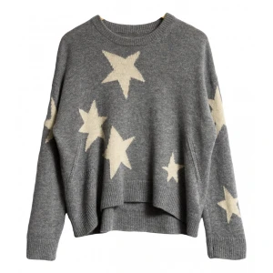 Zadig Kashmir tröja  - 100% kashmir tröja från Zadig Superfin i bra skick, finns ej att köpa längre! Nypris ca 4800 kr Storlek M, passar XS-L beroende på hur man vill den ska sitta! 