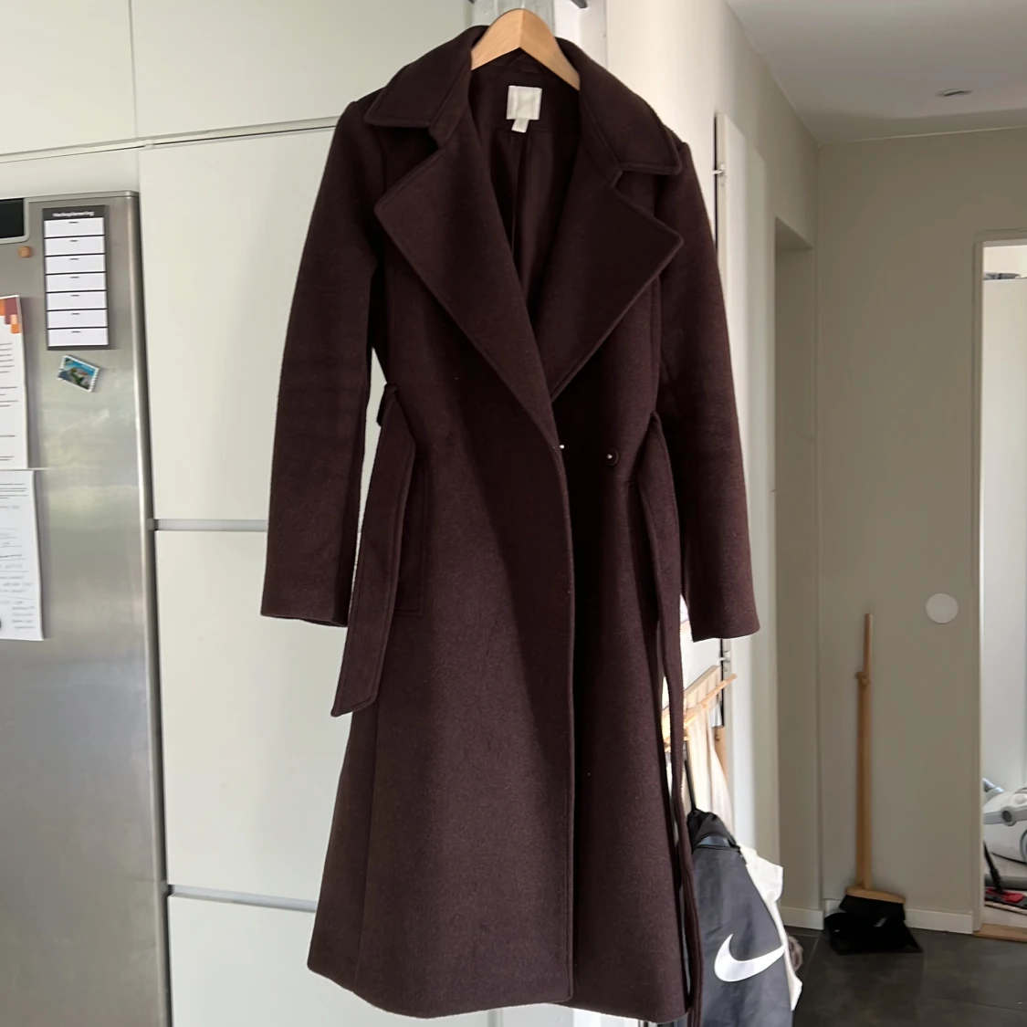 Mörkbrun höstkappa  - 90