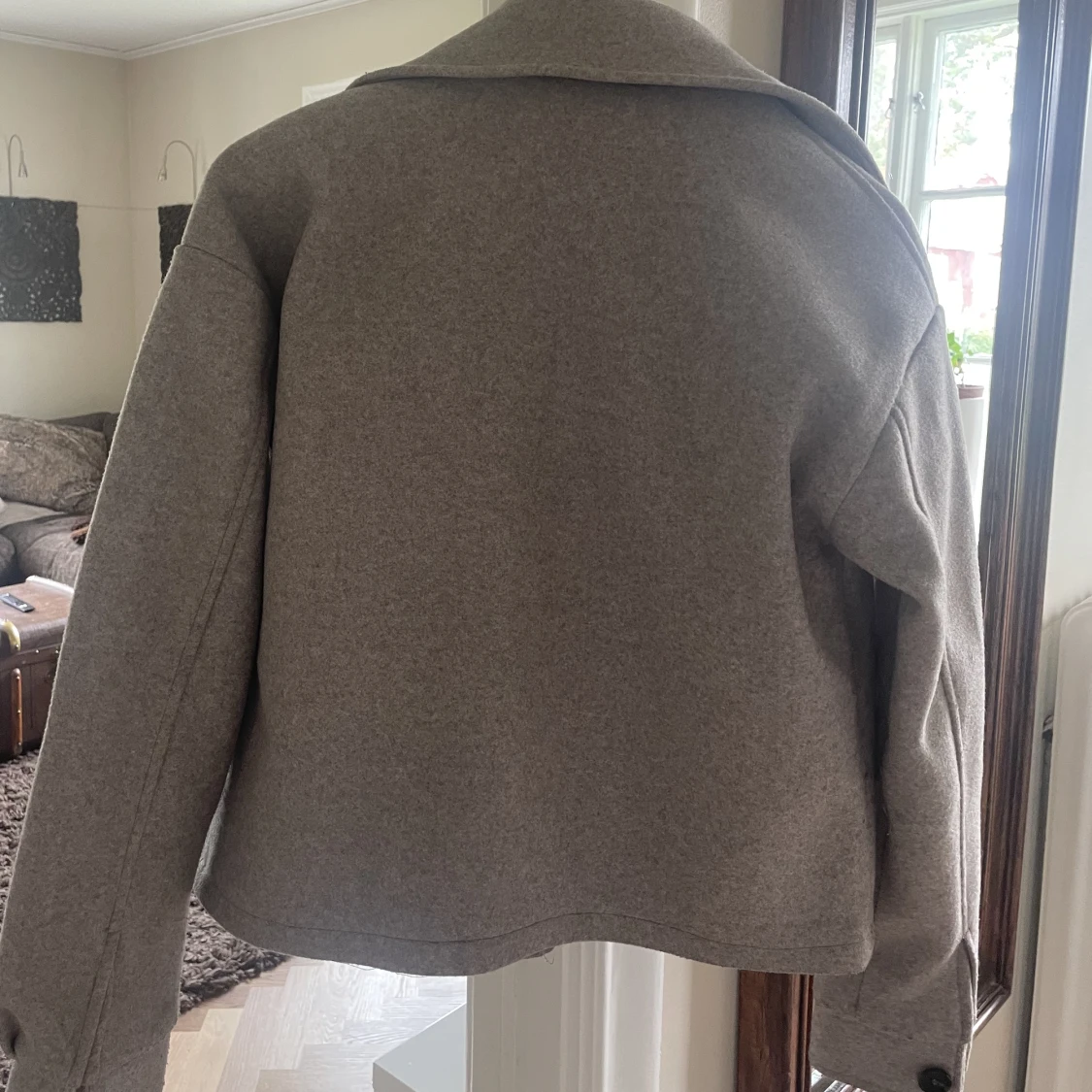 Beige Kamelida- Kaffe jacka  - 91