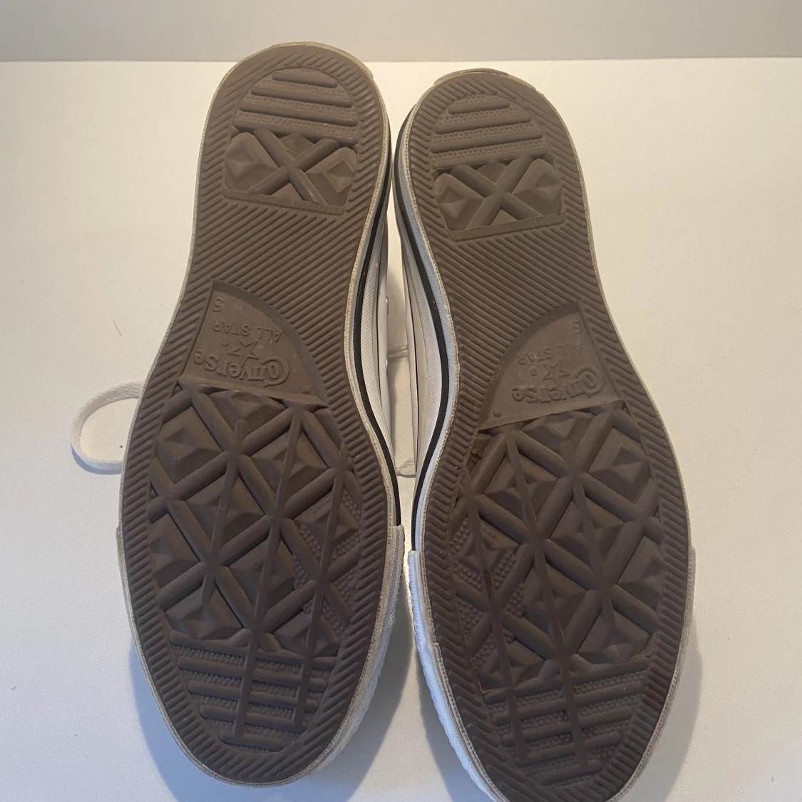 Läder Converse  - 91