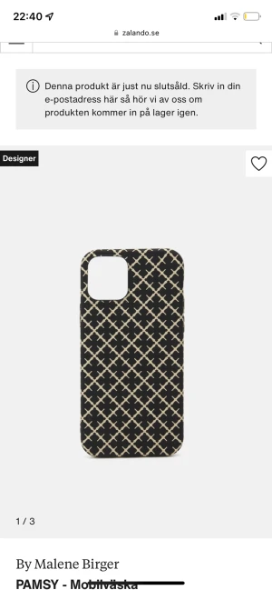 Mobilskal  - Super fint mobilskal köpt från Zalando som tyvärr var någon centimeter för liten för min mobil:( 💕💓