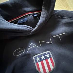 Fin Gant hoodie 8/10. 