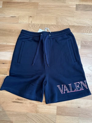 Shorts valentino - Helt nya Med tag 