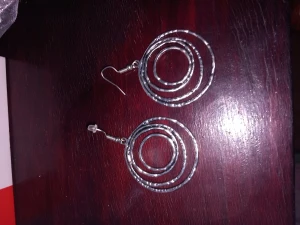 Örhängen - Jättefina örhängen! 