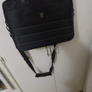 Dataväska  - Pris exkl frakt 