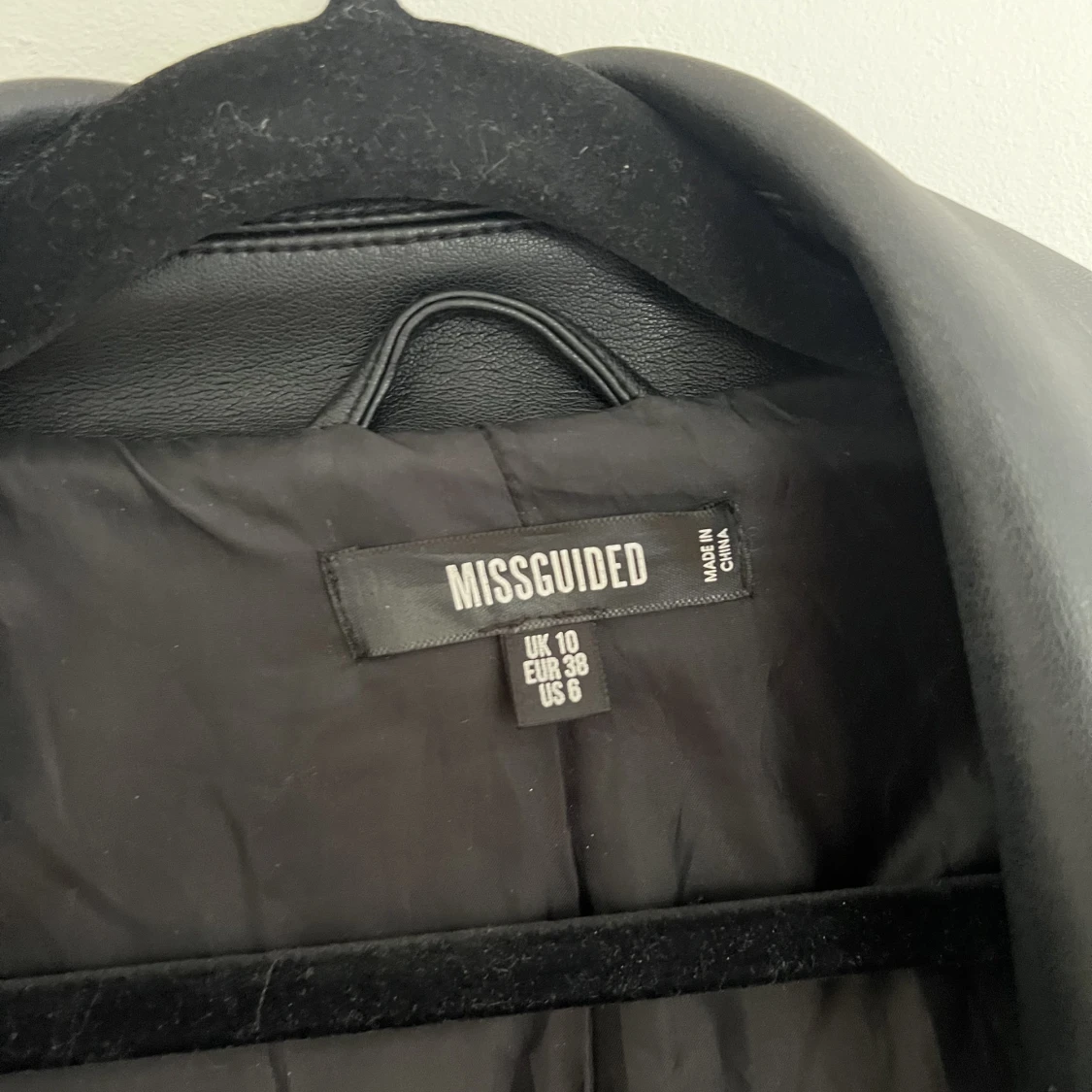 Skinnjacka missguided - 90