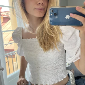 Blus - Söt blus i smock 