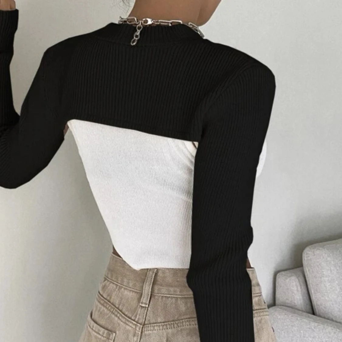 svart stickad croppad tröja - 90