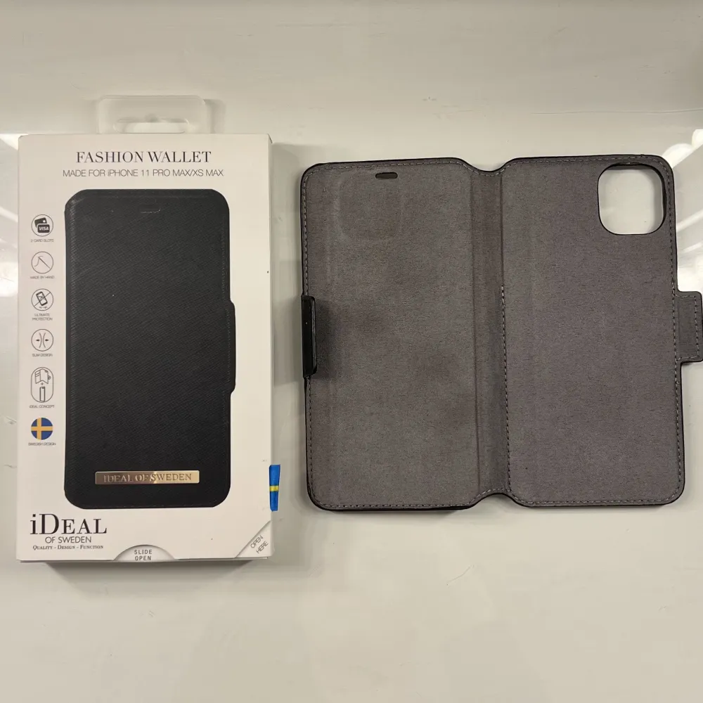 Ihopfällbart mobil skal med korthållare, kommer i orginalförpackningen. inga defekter. Passar till Iphone 11 Pro Max/Xs Max. Asusteet.