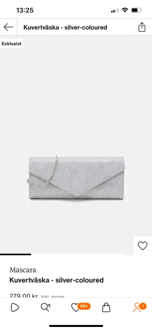 Kuvertväska - Superfin kuvertväska köpt på Zalando! Använde på balen och den var perfekt men har inte användning för den längre tyvärr! Det tillkommer en kedja som man kan ta av. Väskan är 11 cm på höjden och 25 centimeter på bredden. 