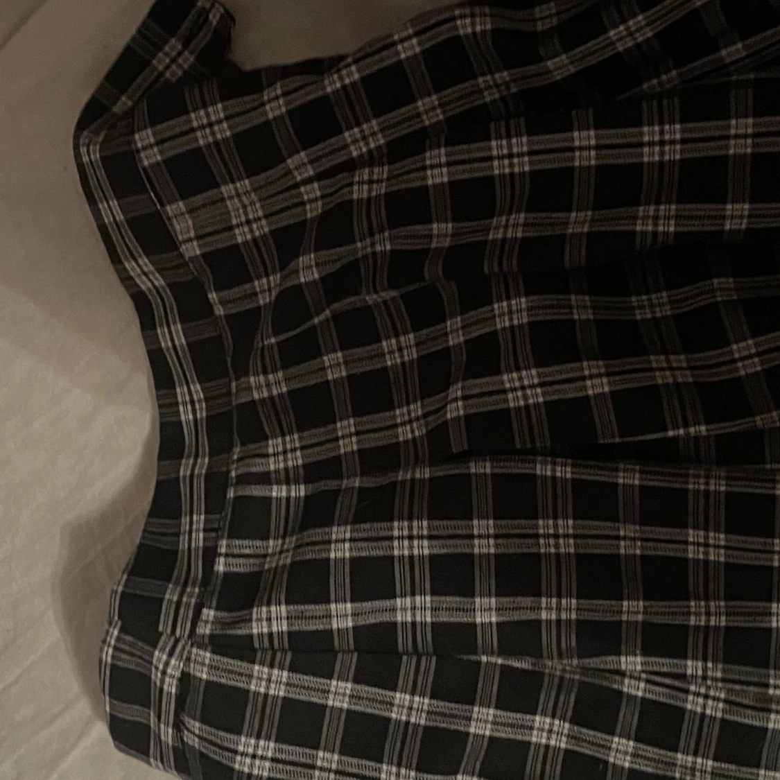 Svart/vit och svart/blå kjolar - 90