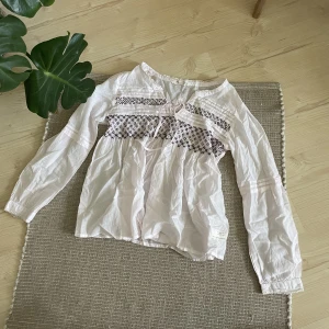 Odd Molly blus  - Söt Odd Molly blus i nyskick💐  Storlek 0 vilket motsvarar 32/ XS 