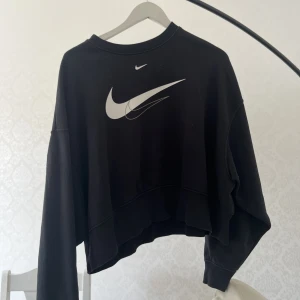 Nike tröja  - Jätteskön Nike tröja, lite översized stil.