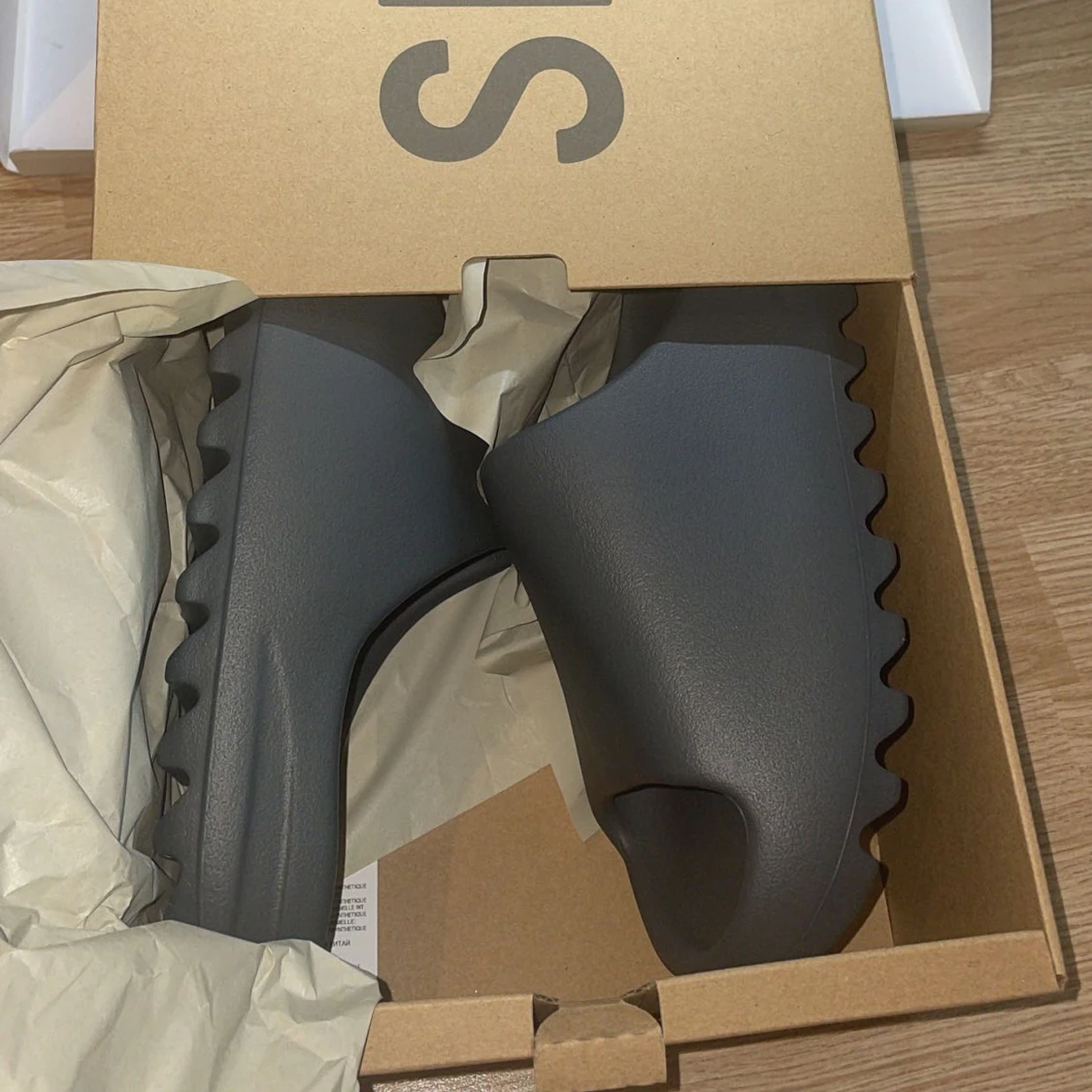 Yeezy Slide ’Slate Marine’ - 91