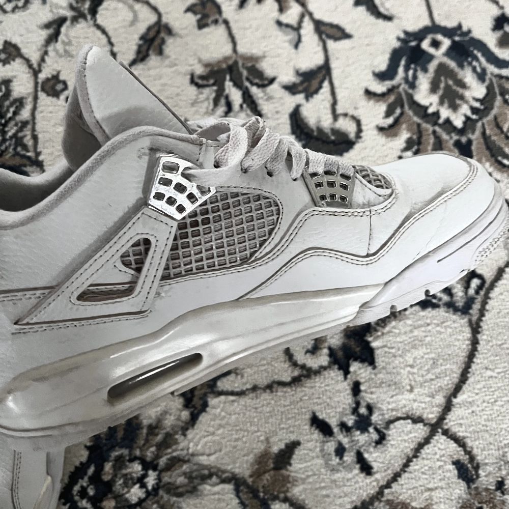 Jordan 4 clearance pure money fake