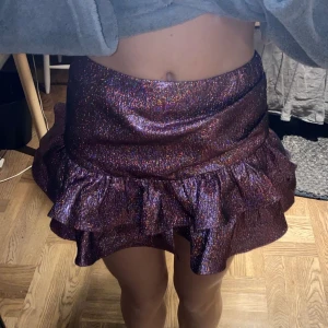 Zara kjol - Gammal Zara kjol som inte säljs längre, använd en gång på nyår