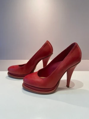 Acne Melrose vintage pumps - Acne Melrose vintage pumps, storlek 38, mycket bra skick. 