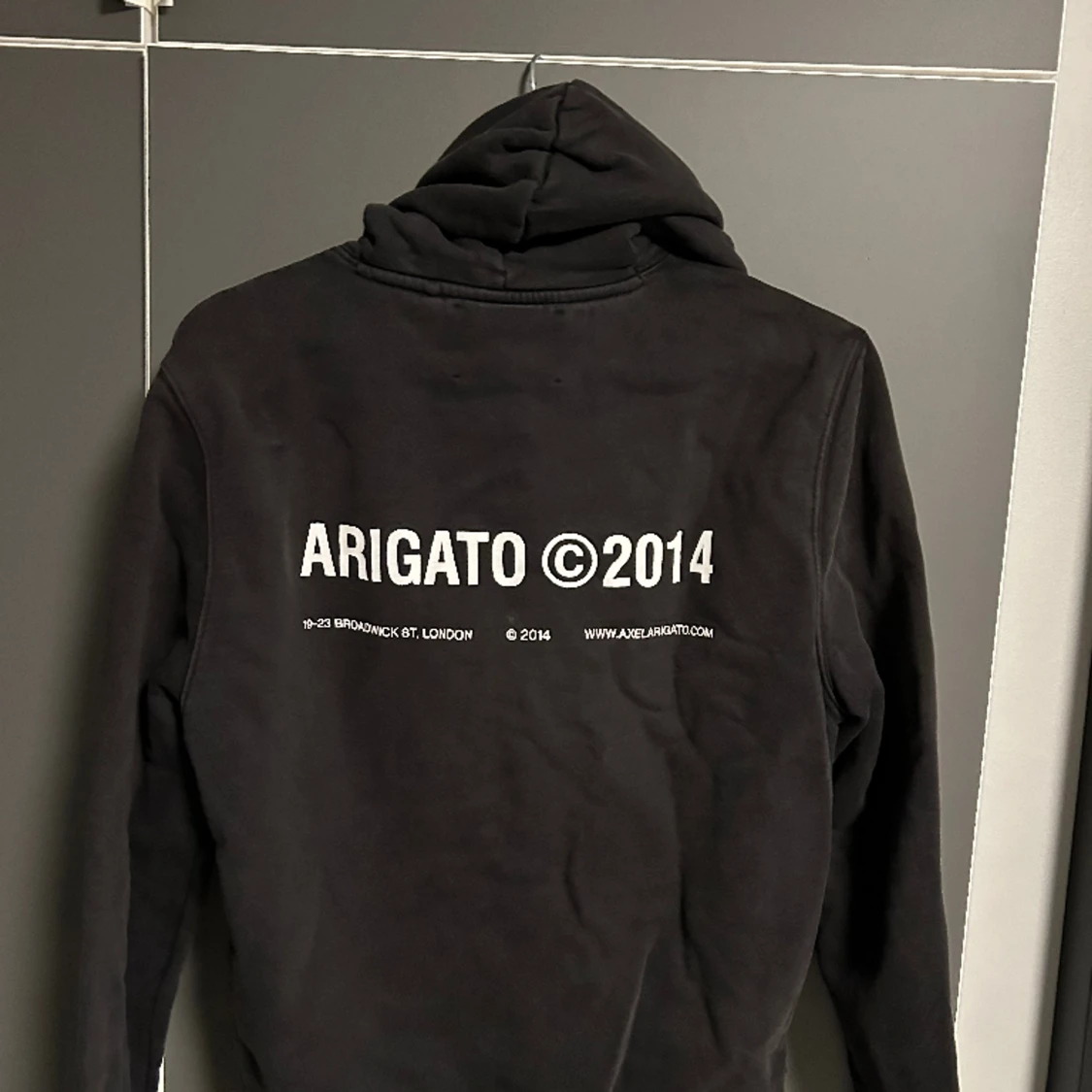 Axel arigato hoodie
