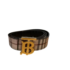 Burberry belt - Burberry belte i nyskick har inget kvitto. Skriv för mer information.