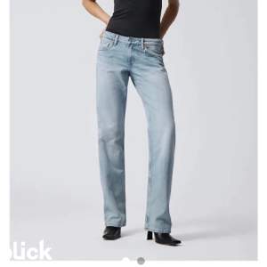 Lågmidjade jeans ifrån weekday, samma modell som första bilden 💕