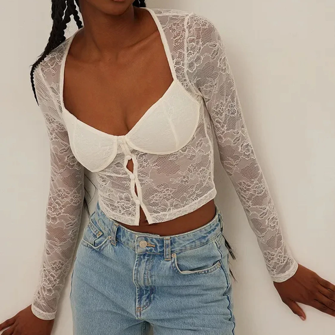 Cardigan med spetskupa