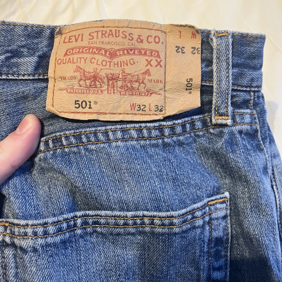 Levi's 501 med knappgylf (32x32) - 91