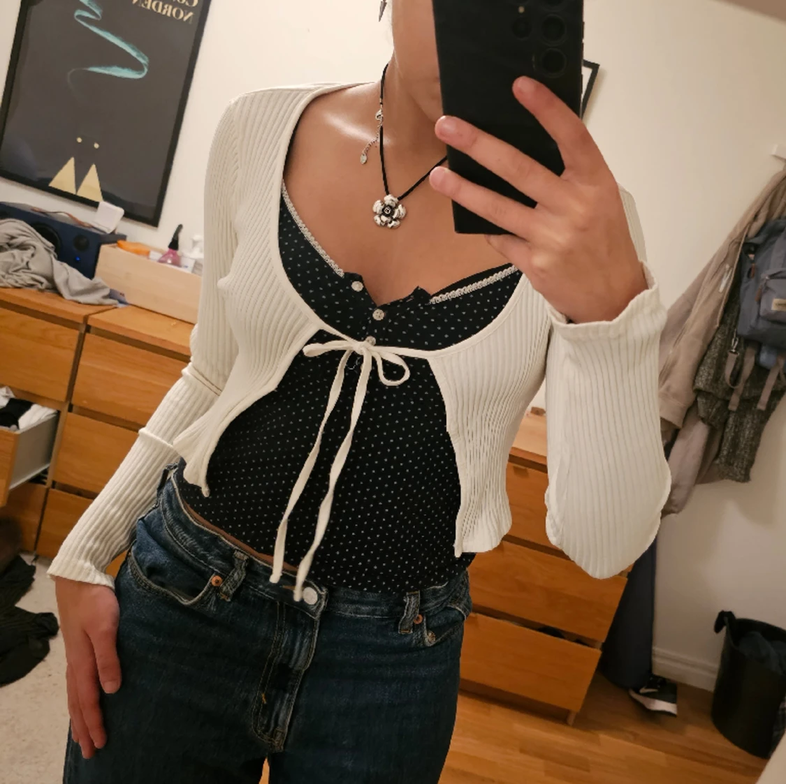 Vit topp med snörning 