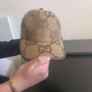 Gucci keps - Gucci keps äkta