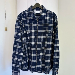 Flannel Åhléns - Flannel från åhlens. Inga defekter. Perfekt oversized