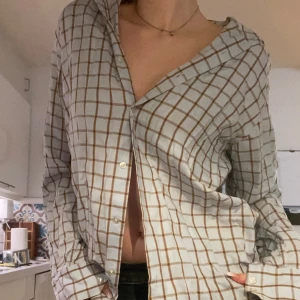 Rutig skjorta  - Rutig skjorta från Hugo boss. Perfekt skick. 