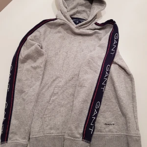 Gant hoodie dam xs s  - Gant hoodie xs s dam, fint skick 
