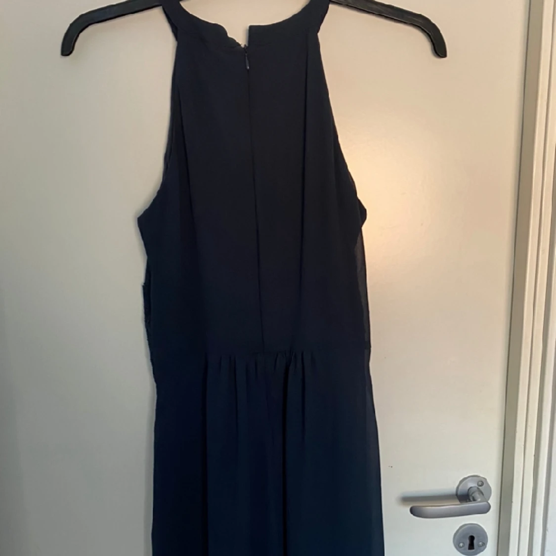 Marinblå klänning - 91