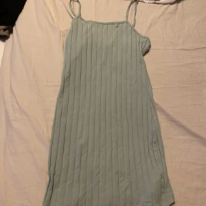 Klänning  - Bra skick 