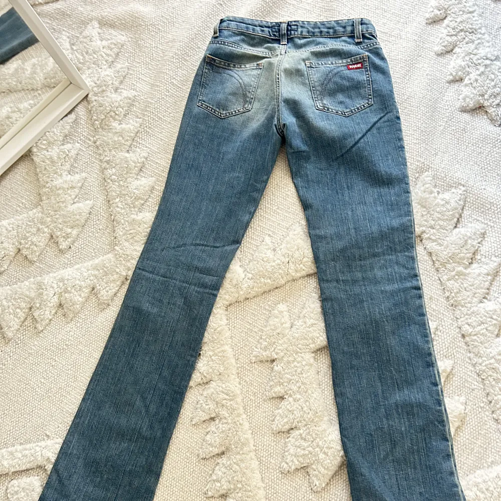 Raka jeans med låg midja😚😚. Jeans & Byxor.